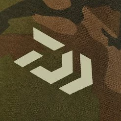 Cheap 🔔 Daiwa Carp Camo T-Shirt 👏 -Glasgow Angling Sales carp camo tee shirt 2