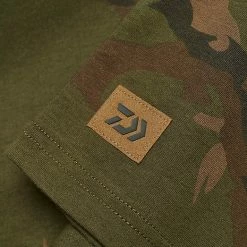 Cheap 🔔 Daiwa Carp Camo T-Shirt 👏 -Glasgow Angling Sales carp camo tee shirt 3