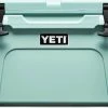 Cheap 🔥 Yeti Tundra 45 Hard Cooler Coolbox 🤩